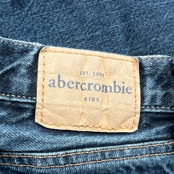 100% Cotton Abercrombie Kids Boys Straight Jeans Dark Wash Size 14 - Picture 5 of 10
